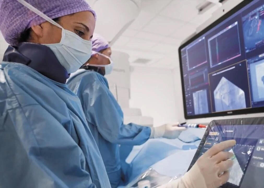 Dr Lara Dabiri